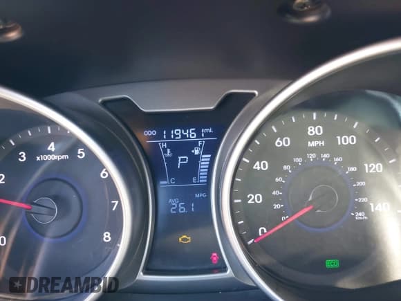 ✅ 2016 Hyundai Veloster • VIN: KMHTC6AD0GU274855 • Lot: 41345998. Wystawiony na IAAI z przebiegiem 119 461 mil. Bezpłatny archiwum sprzedaży aukcyjnych z USA i szczegółowy raport historii pojazdu na DreamBid. Zdjęcie 7.