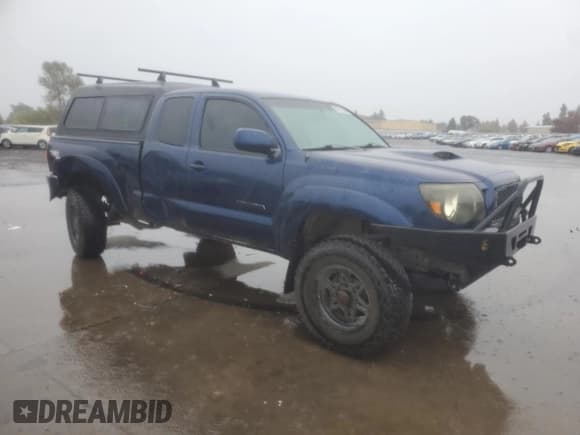 ✅ 2008 Toyota Tacoma • VIN: 5TEUU42N98Z535880 • Lot: 89721905. Wystawiony na Copart z przebiegiem 158 220 mil. Bezpłatny archiwum sprzedaży aukcyjnych z USA i szczegółowy raport historii pojazdu na DreamBid. Zdjęcie 4.