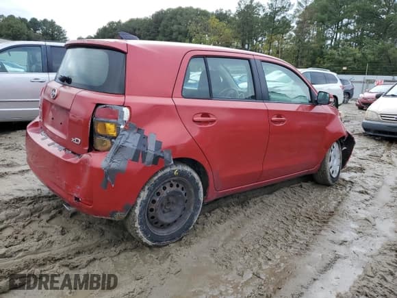 ✅ 2010 Scion xD • VIN: JTKKU4B44A1006229 • Lot: 85644755. Listed on Copart with 155,707 mi. Free auction sales archive from the USA and detailed vehicle history report at DreamBid. Image 3.