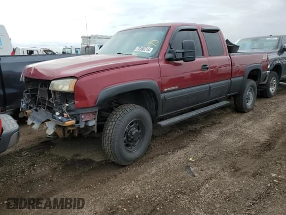 ✅ 2006 Chevrolet Silverado 2500HD Work Truck • VIN: 1GCHK29U76E112403 • Lot: 72586214. Wystawiony na Copart z przebiegiem 123 976 mil. Bezpłatny archiwum sprzedaży aukcyjnych z USA i szczegółowy raport historii pojazdu na DreamBid. Zdjęcie 1.