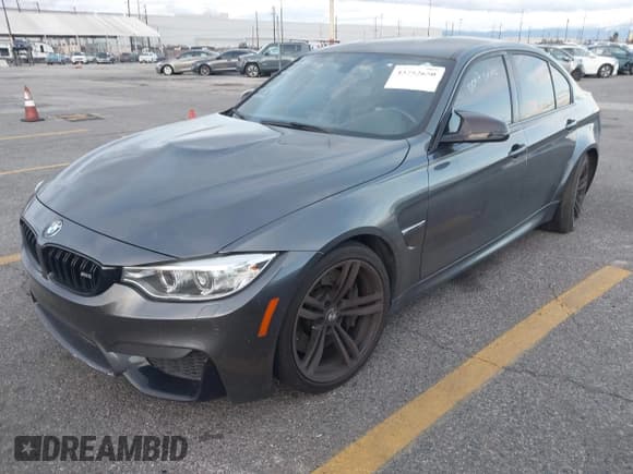 ✅ 2017 BMW M3 • VIN: WBS8M9C33H5G85350 • Лот: 43752650. Опубликован ранее на IAAI с пробегом 75 289 миль. Бесплатный доступ к архиву аукционных продаж из США и подробный отчёт об истории автомобиля на DreamBid. Изображение 2.