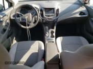 ✅ 2017 Chevrolet Cruze LT • VIN: 1G1BE5SM5H7280260 • Lot: 60887773. Listed on Copart with 77,048 mi. Free auction sales archive from the USA and detailed vehicle history report at DreamBid. Image 8.