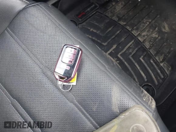 ✅ 2019 Honda CR-V EX-L • VIN: 2HKRW2H86KH675093 • Лот: 43548437. Опубликован ранее на IAAI с пробегом 67 825 миль. Бесплатный доступ к архиву аукционных продаж из США и подробный отчёт об истории автомобиля на DreamBid. Изображение 11.