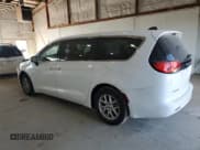 ✅ 2022 Chrysler Voyager LX • VIN: 2C4RC1CG4NR226939 • Lot: 72071445. Wystawiony na Copart z przebiegiem 73 030 mil. Bezpłatny archiwum sprzedaży aukcyjnych z USA i szczegółowy raport historii pojazdu na DreamBid. Zdjęcie 2.