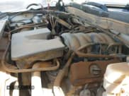 ✅ 2014 Chevrolet Silverado 1500 Work Truck • VIN: 1GCNCPEH0EZ303884 • Lot: 43303401. Wystawiony na IAAI z przebiegiem 147 454 mil. Bezpłatny archiwum sprzedaży aukcyjnych z USA i szczegółowy raport historii pojazdu na DreamBid. Zdjęcie 19.