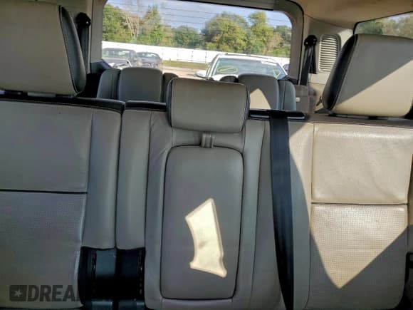 ✅ 2015 Ford Transit Connect Titanium • VIN: NM0GE9G77F1194565 • Lot: 94129045. Wystawiony na Copart z przebiegiem 144 426 mil. Bezpłatny archiwum sprzedaży aukcyjnych z USA i szczegółowy raport historii pojazdu na DreamBid. Zdjęcie 10.