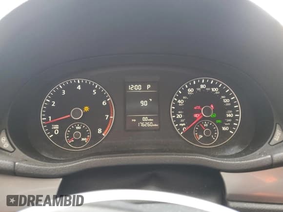 ✅ 2014 Volkswagen Passat S • VIN: 1VWAP7A35EC006073 • Лот: 80075685. Опубликован ранее на Copart с пробегом 176 260 миль. Бесплатный доступ к архиву аукционных продаж из США и подробный отчёт об истории автомобиля на DreamBid. Изображение 9.