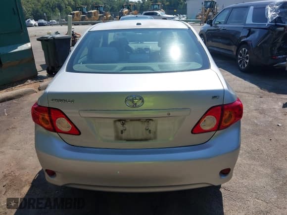 ✅ 2010 Toyota Corolla • VIN: 1NXBU4EE6AZ203277 • Lot: 43261172. Listed on IAAI with 163,796 mi. Free auction sales archive from the USA and detailed vehicle history report at DreamBid. Image 16.
