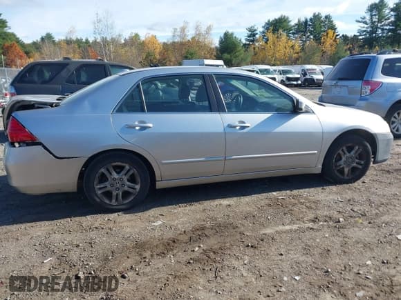 ✅ 2007 Honda Accord EX-L • VIN: 1HGCM56867A099358 • Лот: 43547600. Опубликован ранее на IAAI с пробегом 245 871 миль. Бесплатный доступ к архиву аукционных продаж из США и подробный отчёт об истории автомобиля на DreamBid. Изображение 13.