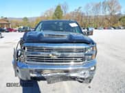 ✅ 2019 Chevrolet Silverado 2500HD LTZ • VIN: 1GC1KTEY2KF227172 • Лот: 43509869. Опубликован ранее на IAAI с пробегом 147 463 миль. Бесплатный доступ к архиву аукционных продаж из США и подробный отчёт об истории автомобиля на DreamBid. Изображение 13.