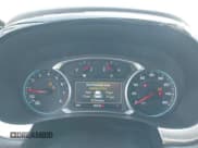 ✅ 2021 Chevrolet Traverse RS • VIN: 1GNEVJKW2MJ239524 • Lot: 42457194. Wystawiony na IAAI z przebiegiem 25 535 mil. Bezpłatny archiwum sprzedaży aukcyjnych z USA i szczegółowy raport historii pojazdu na DreamBid. Zdjęcie 7.