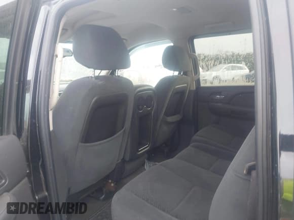 ✅ 2007 Chevrolet Avalanche LS • VIN: 3GNEC12J97G312887 • Lot: 43787976. Listed on IAAI with 179,711 mi. Free auction sales archive from the USA and detailed vehicle history report at DreamBid. Image 8.