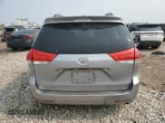 ✅ 2011 Toyota Sienna LE • VIN: 5TDKK3DC5BS123589 • Лот: 59227665. Опубликован ранее на Copart с пробегом 240 431 миль. Бесплатный доступ к архиву аукционных продаж из США и подробный отчёт об истории автомобиля на DreamBid. Изображение 6.