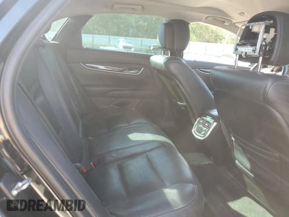 ✅ 2014 Cadillac XTS Luxury • VIN: 2G61N5S33E9271239 • Lot: 86324655. Wystawiony na Copart z przebiegiem 143 493 mil. Bezpłatny archiwum sprzedaży aukcyjnych z USA i szczegółowy raport historii pojazdu na DreamBid. Zdjęcie 10.