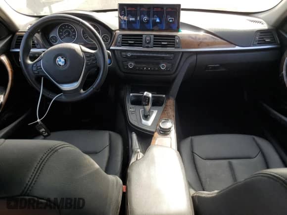 2014 BMW 3 Series 328i с VIN WBA3C1C50EK107415, выставлен на аукционе Copart как лот 91265225 с пробегом 146 193 миль миль и Чистый • Clean title. История ставок и продаж доступна на DreamBid. Изображение 8.