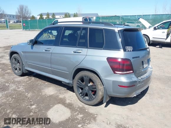 ✅ 2014 Mercedes-Benz GLK 350 • VIN: WDCGG8JB3EG285598 • Lot: 41959810. Wystawiony na IAAI z przebiegiem 155 967 mil. Bezpłatny archiwum sprzedaży aukcyjnych z USA i szczegółowy raport historii pojazdu na DreamBid. Zdjęcie 3.