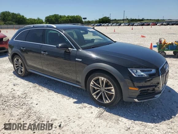 ✅ 2019 Audi A4 allroad Premium Plus • VIN: WA18NAF49KA006696 • Лот: 50426514. Опубликован ранее на Copart с пробегом 41 616 миль. Бесплатный доступ к архиву аукционных продаж из США и подробный отчёт об истории автомобиля на DreamBid. Изображение 4.