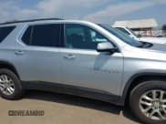 ✅ 2020 Chevrolet Traverse LT Cloth • VIN: 1GNEVMKW8LJ219181 • Lot: 42150372. Wystawiony na IAAI z przebiegiem 78 390 mil. Bezpłatny archiwum sprzedaży aukcyjnych z USA i szczegółowy raport historii pojazdu na DreamBid. Zdjęcie 14.