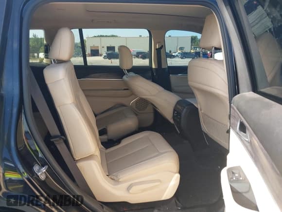 ✅ 2022 Jeep Grand Cherokee Limited • VIN: 1C4RJKBG6N8504491 • Lot: 43081806. Wystawiony na IAAI z przebiegiem 66 395 mil. Bezpłatny archiwum sprzedaży aukcyjnych z USA i szczegółowy raport historii pojazdu na DreamBid. Zdjęcie 8.