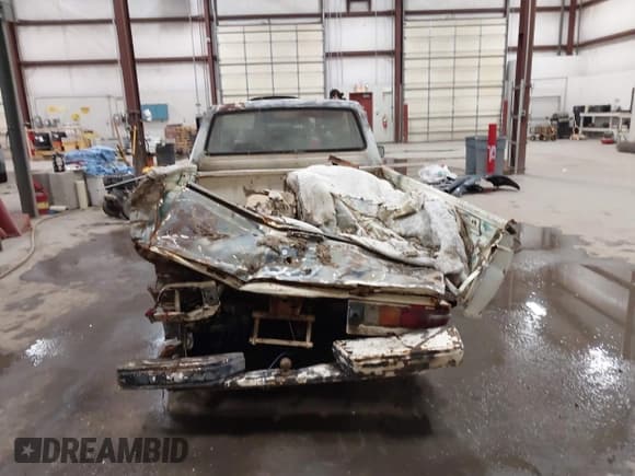 ✅ 1982 Datsun 720 • VIN: JN6MD01S7CW103064 • Lot: 41831434. Wystawiony na IAAI z przebiegiem 175 954 mil. Bezpłatny archiwum sprzedaży aukcyjnych z USA i szczegółowy raport historii pojazdu na DreamBid. Zdjęcie 15.