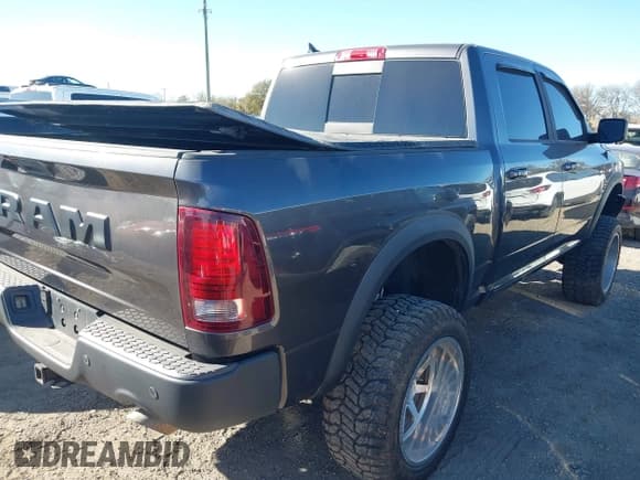 ✅ 2016 Ram 1500 Rebel • VIN: 1C6RR7YT1GS271451 • Lot: 43917940. Listed on IAAI with 144,633 mi. Free auction sales archive from the USA and detailed vehicle history report at DreamBid. Image 4.