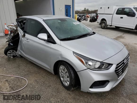 ✅ 2020 Hyundai Accent SE • VIN: 3KPC24A60LE107532 • Лот: 41202264. Опубликован ранее на Copart с пробегом 93 997 миль. Бесплатный доступ к архиву аукционных продаж из США и подробный отчёт об истории автомобиля на DreamBid. Изображение 4.