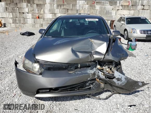 ✅ 2008 Honda Civic LX • VIN: 2HGFA16528H353946 • Lot: 86535565. Listed on Copart with 165,766 mi. Free auction sales archive from the USA and detailed vehicle history report at DreamBid. Image 5.