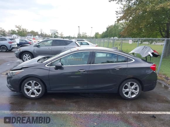 ✅ 2017 Chevrolet Cruze Premier • VIN: 1G1BF5SM9H7103630 • Lot: 43307644. Listed on IAAI with 119,658 mi. Free auction sales archive from the USA and detailed vehicle history report at DreamBid. Image 14.