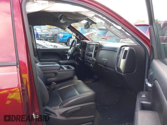 ✅ 2017 Chevrolet Silverado 1500 LT • VIN: 1GCVKREC4HZ116932 • Лот: 43389720. Опубликован ранее на IAAI с пробегом 72 108 миль. Бесплатный доступ к архиву аукционных продаж из США и подробный отчёт об истории автомобиля на DreamBid. Изображение 5.