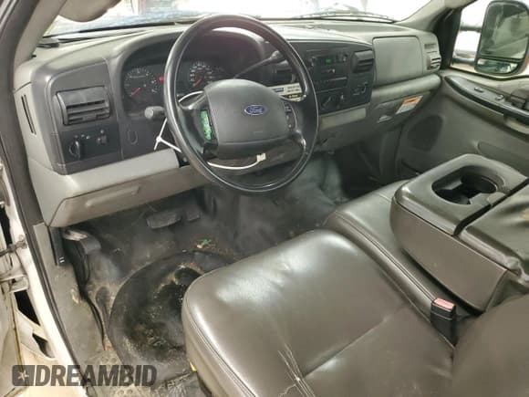 ✅ 2006 Ford F-350 XL • VIN: 1FDSF34506EC09843 • Лот: 72252064. Опубликован ранее на Copart с пробегом 310 514 миль. Бесплатный доступ к архиву аукционных продаж из США и подробный отчёт об истории автомобиля на DreamBid. Изображение 8.