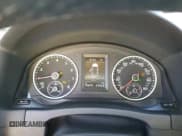 ✅ 2016 Volkswagen Tiguan SEL • VIN: WVGBV7AX0GW547500 • Lot: 84235004. Wystawiony na Copart z przebiegiem 76 679 mil. Bezpłatny archiwum sprzedaży aukcyjnych z USA i szczegółowy raport historii pojazdu na DreamBid. Zdjęcie 9.