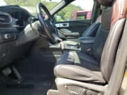 ✅ 2020 Ford Explorer Platinum • VIN: 1FM5K8HC5LGA34794 • Lot: 62531805. Wystawiony na Copart z przebiegiem Nie podano. Bezpłatny archiwum sprzedaży aukcyjnych z USA i szczegółowy raport historii pojazdu na DreamBid. Zdjęcie 7.