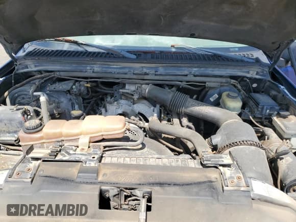 ✅ 1999 Ford F-250 XL • VIN: 1FTNF21L0XEB50115 • Lot: 68444965. Wystawiony na Copart z przebiegiem 104 047 mil. Bezpłatny archiwum sprzedaży aukcyjnych z USA i szczegółowy raport historii pojazdu na DreamBid. Zdjęcie 11.