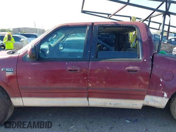 ✅ 2003 Ford F-150 XLT • VIN: 1FTRW07L43KA64864 • Lot: 43191780. Listed on IAAI with Not provided. Free auction sales archive from the USA and detailed vehicle history report at DreamBid. Image 14.