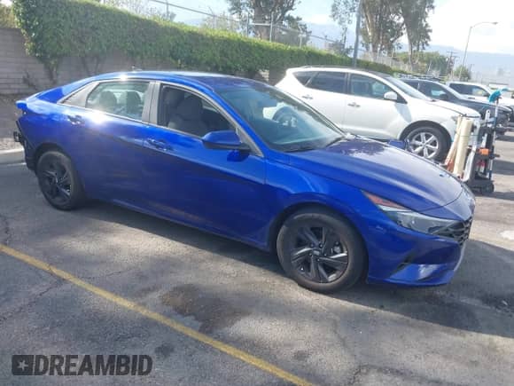 2023 Hyundai Elantra SEL с VIN KMHLM4AG1PU586131, выставлен на аукционе IAAI как лот 43074331 с пробегом 32 923 миль миль и . История ставок и продаж доступна на DreamBid. Изображение 1.