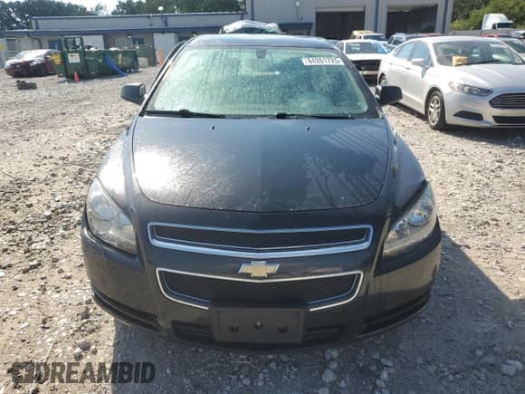 2012 Chevrolet Malibu 1LS z VIN 1G1ZB5E09CF289039, wystawiony jako Copart lot #84261725 z przebiegiem 150 020 mil mil oraz Czysty tytuł • Clean title. Historia ofert i sprzedaży dostępna na DreamBid. Obrazek 5.