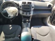 ✅ 2006 Toyota RAV4 Sport • VIN: JTMZD32V865005576 • Lot: 81278235. Listed on Copart with 121,937 mi. Free auction sales archive from the USA and detailed vehicle history report at DreamBid. Image 8.