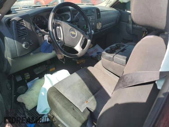 ✅ 2013 Chevrolet Silverado 1500 LT • VIN: 3GCPCSE00DG338137 • Lot: 66194094. Listed on Copart with 173,579 mi. Free auction sales archive from the USA and detailed vehicle history report at DreamBid. Image 8.