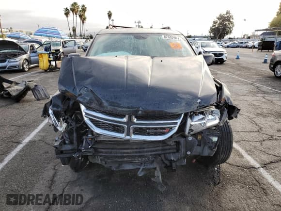 ✅ 2017 Dodge Journey SXT • VIN: 3C4PDCBG1HT518065 • Лот: 82602904. Опубликован ранее на Copart с пробегом 132 527 миль. Бесплатный доступ к архиву аукционных продаж из США и подробный отчёт об истории автомобиля на DreamBid. Изображение 5.