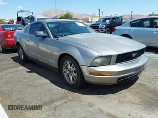 ✅ 2009 Ford Mustang • VIN: 1ZVHT80N295139936 • Lot: 43008490. Listed on IAAI with 105,792 mi. Free auction sales archive from the USA and detailed vehicle history report at DreamBid. Image 1.