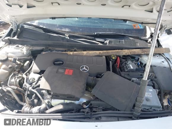 ✅ 2020 Mercedes-Benz A 220 • VIN: WDD3G4FB8LW041900 • Lot: 43555703. Listed on IAAI with 43,376 mi. Free auction sales archive from the USA and detailed vehicle history report at DreamBid. Image 10.