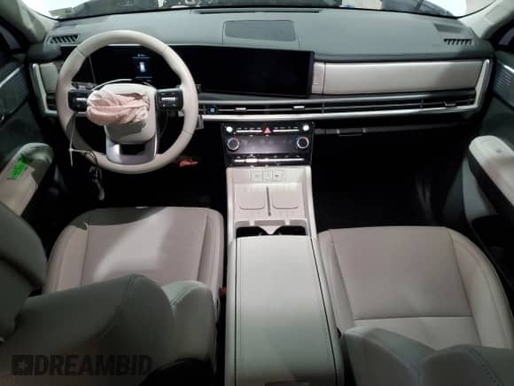 2025 Hyundai Santa Fe SEL с VIN 5NMP24G12SH019019, выставлен на аукционе Copart как лот 87470764 с пробегом 861 миль миль и Списание • Salvage title. История ставок и продаж доступна на DreamBid. Изображение 8.