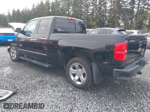 ✅ 2015 Chevrolet Silverado 1500 LT • VIN: 1GCVKREC9FZ287818 • Лот: 43525222. Опубликован ранее на IAAI с пробегом 180 913 миль. Бесплатный доступ к архиву аукционных продаж из США и подробный отчёт об истории автомобиля на DreamBid. Изображение 3.