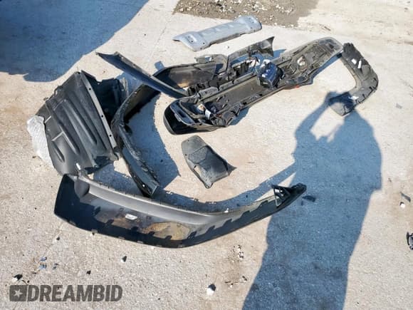 ✅ 2023 Jeep Gladiator Mojave • VIN: 1C6JJTEG4PL525846 • Lot: 80826915. Wystawiony na Copart z przebiegiem 53 574 mil. Bezpłatny archiwum sprzedaży aukcyjnych z USA i szczegółowy raport historii pojazdu na DreamBid. Zdjęcie 12.