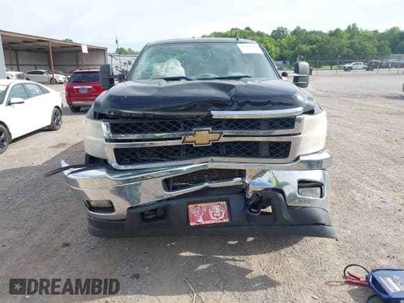 ✅ 2011 Chevrolet Silverado 2500HD LTZ • VIN: 1GC1KYC87BF210545 • Lot: 42316200. Listed on IAAI with 194,310 mi. Free auction sales archive from the USA and detailed vehicle history report at DreamBid. Image 6.