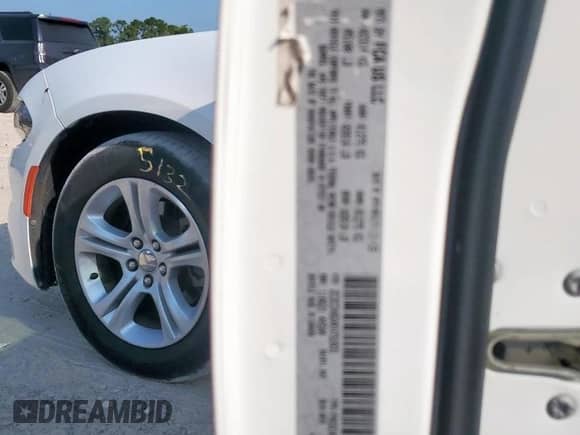 2019 Dodge Charger SXT with VIN 2C3CDXBGXKH752831, listed as a Copart auction lot 81156765 with 97,528 mi miles and Salvage title. Bid and sale history available at DreamBid. Image 13.