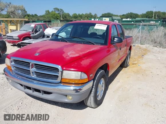 ✅ 2000 Dodge Dakota Sport • VIN: 1B7GL2AX0YS685498 • Lot: 42069753. Listed on IAAI with 56,269 mi. Free auction sales archive from the USA and detailed vehicle history report at DreamBid. Image 17.