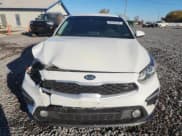 ✅ 2021 Kia Forte LXS • VIN: 3KPF24AD6ME411283 • Лот: 90133725. Опубликован ранее на Copart с пробегом 93 381 миль. Бесплатный доступ к архиву аукционных продаж из США и подробный отчёт об истории автомобиля на DreamBid. Изображение 5.