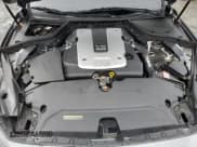 ✅ 2015 Infiniti Q50 • VIN: JN1BV7AR9FM398796 • Лот: 91339845. Опубликован ранее на Copart с пробегом 80 300 миль. Бесплатный доступ к архиву аукционных продаж из США и подробный отчёт об истории автомобиля на DreamBid. Изображение 11.