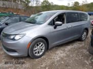 ✅ 2018 Chrysler Pacifica LX • VIN: 2C4RC1CG4JR130464 • Lot: 43294296. Wystawiony na IAAI z przebiegiem 132 753 mil. Bezpłatny archiwum sprzedaży aukcyjnych z USA i szczegółowy raport historii pojazdu na DreamBid. Zdjęcie 22.